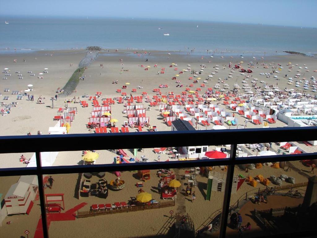 Luxurious Apartment With Sea View บลังเคนเบอร์เก ภายนอก รูปภาพ